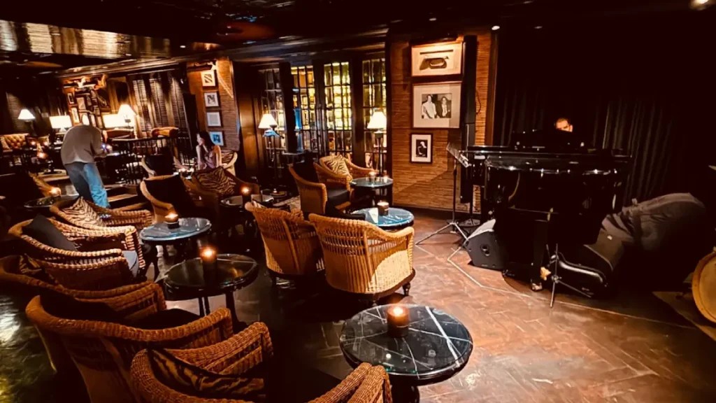 bamboo bar bangkok