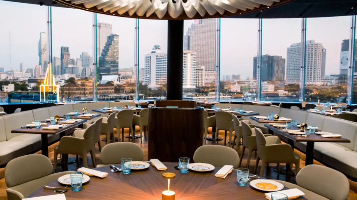 blue by alain ducasse