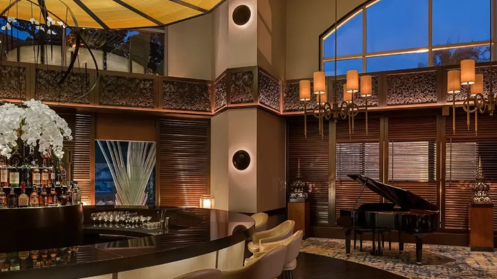 diplomat bar
