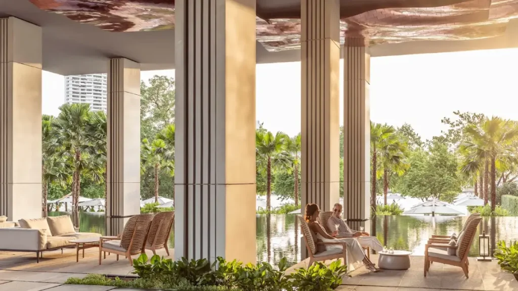 four seasons hotel bangkok at chao phraya river