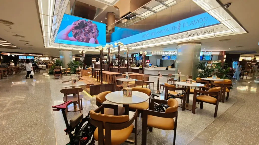 parkside food hall — dusit central park